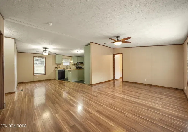 Photo 3 of Manufactured home for sale at 2321 W Copeland Dr, Powell, TN 37849 | MLS# 3599240 | Listing updated on 2026-09-28