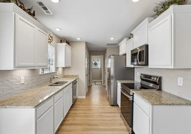 Photo 4 of Single family home for sale at 213 Republic St, Shelbyville, TN 37160 | MLS# 3599346 | Listing updated on 2026-09-27