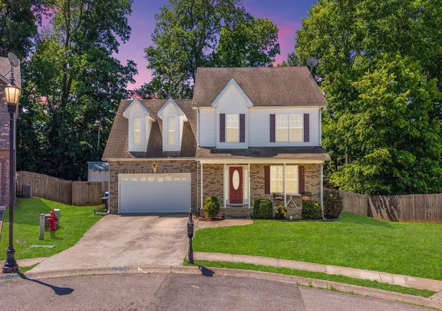 Photo 2 of Single family home for sale at 669 Wolfchase Ct, Clarksville, TN 37042 | MLS# 3603633 | Listing updated on 2026-10-23