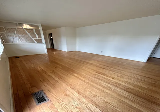 Photo 3 of Single family home for sale at 4514 Graycroft Ave, Nashville, TN 37216 | MLS# 3599303 | Listing updated on 2026-10-05