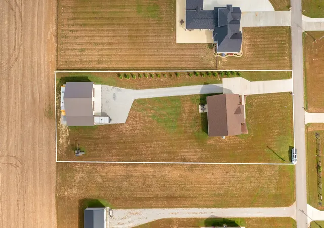 Photo 3 of Single family home for sale at 1253 Norton Rd, Manchester, TN 37355 | MLS# 3599282 | Listing updated on 2026-09-28