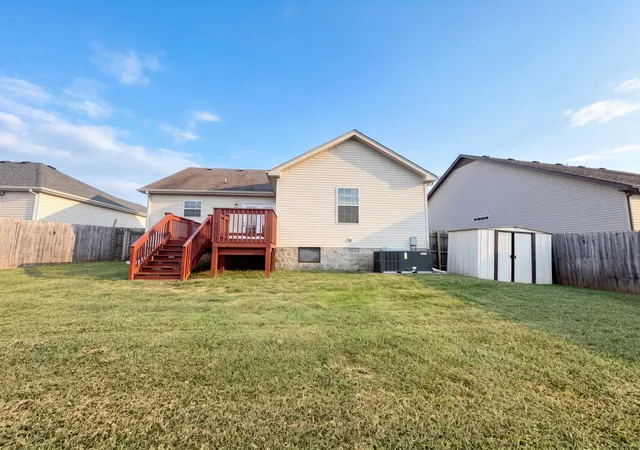 Photo 4 of Single family home for sale at 671 Fox Trl Ct, Clarksville, TN 37040 | MLS# 3599274 | Listing updated on 2026-10-29