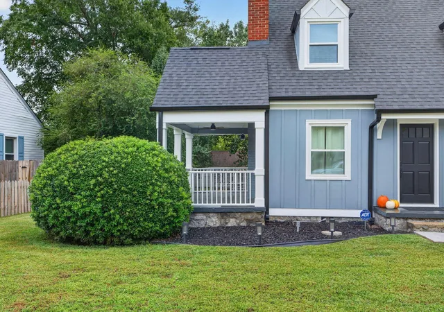 Photo 3 of Single family home for sale at 14 S Brooks Ave, Chattanooga, TN 37411 | MLS# 3599287 | Listing updated on 2026-09-25