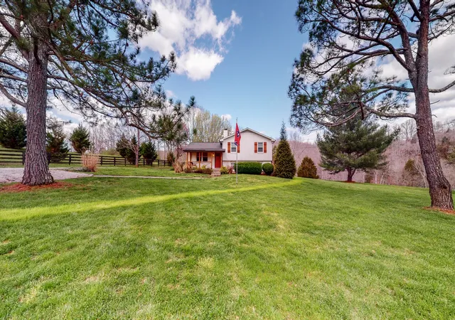 Photo 2 of Mansion for sale at 7509 Pewitt Rd, Franklin, TN 37064 | MLS# 3599352 | Listing updated on 2026-09-25