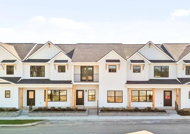 Townhouse for sale at 1019 Rosedew Way, Chattanooga, TN 37421 | MLS# 3599307