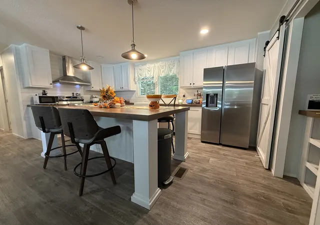 Photo 4 of Manufactured home for sale at 443 Cole Dr, Pigeon Forge, TN 37863 | MLS# 3601441 | Listing updated on 2026-10-06