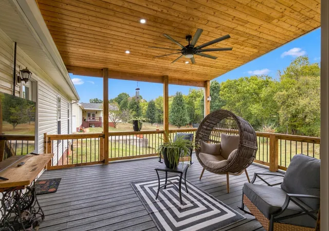 Photo 1 of Single family home for sale at 607 Meadowlark Dr, Shelbyville, TN 37160 | MLS# 3601418 | Listing updated on 2026-10-04