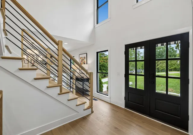 Photo 3 of Single family home for sale at 609 Hunters Ln, Brentwood, TN 37027 | MLS# 3599363 | Listing updated on 2026-10-05