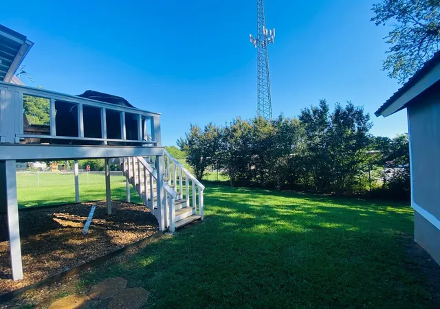 Photo 3 of Single family home for sale at 1622 Washington St W, Fayetteville, TN 37334 | MLS# 3599388 | Listing updated on 2026-09-25