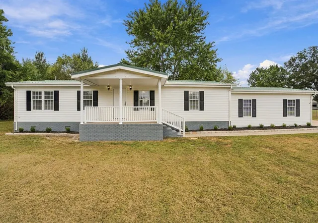 Photo 1 of Manufactured home for sale at 9 Hastings Dr, Taft, TN 38488 | MLS# 3599423 | Listing updated on 2026-10-09