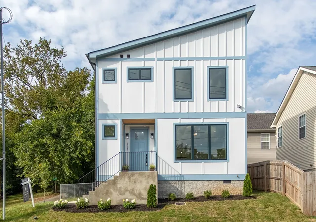 Single family home for sale at 1715 Kellow St, Nashville, TN 37208 | MLS# 3599439