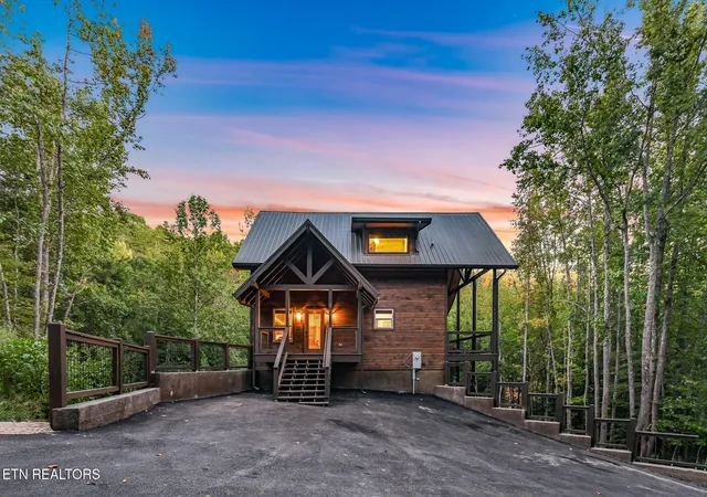 Photo 2 of Single family home for sale at 2793 Dogwood Dr, Sevierville, TN 37876 | MLS# 3599404 | Listing updated on 2026-09-25