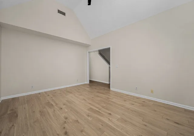 Photo 4 of Single family home for sale at 2941 Windemere Dr, Murfreesboro, TN 37128 | MLS# 3603403 | Listing updated on 2026-10-08