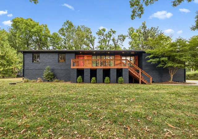 Photo 1 of Single family home for sale at 1900 Rosewood Valley Dr, Brentwood, TN 37027 | MLS# 3602567 | Listing updated on 2026-10-06