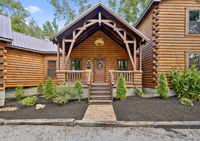Photo 1 of Single family home for sale at 4210 Highway 76, Cottontown, TN 37048 | MLS# 3599483 | Listing updated on 2026-10-07