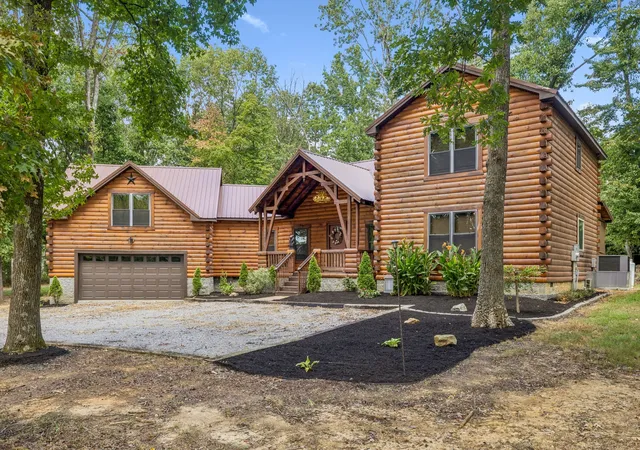 Photo 2 of Single family home for sale at 4210 Highway 76, Cottontown, TN 37048 | MLS# 3599483 | Listing updated on 2026-10-07