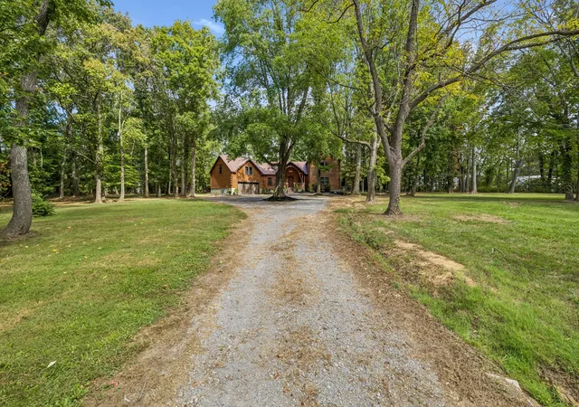 Photo 3 of Single family home for sale at 4210 Highway 76, Cottontown, TN 37048 | MLS# 3599483 | Listing updated on 2026-10-07