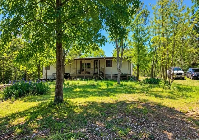 Photo 2 of Manufactured home for sale at 150 N Lakeview Dr, Lebanon, TN 37087 | MLS# 3602309 | Listing updated on 2026-10-02