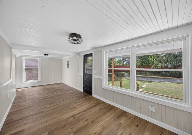 Photo 3 of Single family home for sale at 408 E Williams Ave, Monterey, TN 38574 | MLS# 3601975 | Listing updated on 2026-09-28