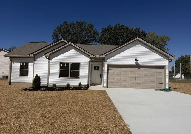 Single family home for sale at 532 Phelps St, Greenbrier, TN 37073 | MLS# 3599472