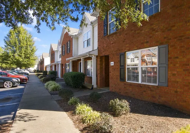 Photo 3 of Townhouse for sale at 1008 Sitting Bull Xing, Murfreesboro, TN 37128 | MLS# 3613228 | Listing updated on 2026-10-08