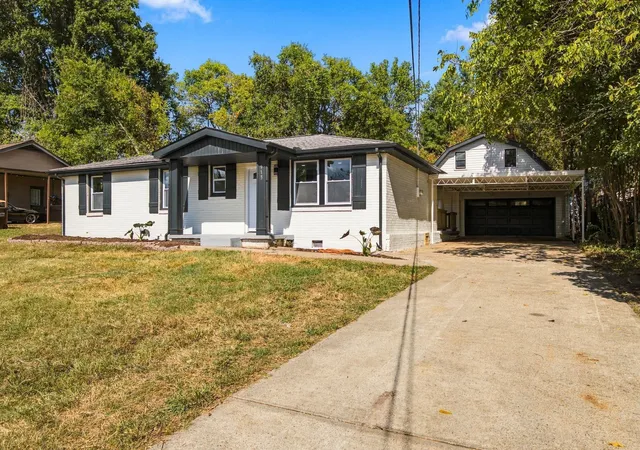 Single family home for sale at 913 Bettie Dr, Old Hickory, TN 37138 | MLS# 3601328
