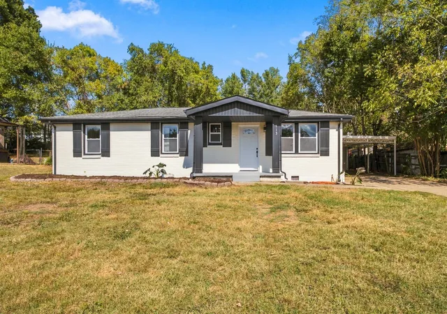 Photo 1 of Single family home for sale at 913 Bettie Dr, Old Hickory, TN 37138 | MLS# 3601328 | Listing updated on 2026-09-25