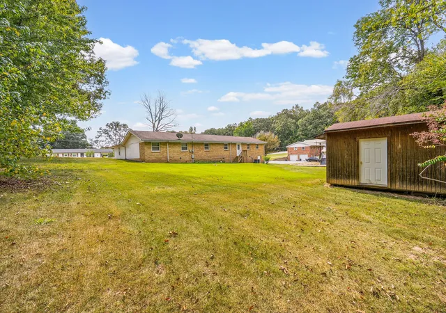 Photo 4 of Single family home for sale at 185 Benco Hills Dr, Camden, TN 38320 | MLS# 3602757 | Listing updated on 2026-10-06