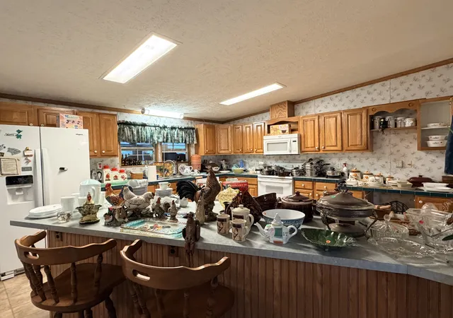 Photo 4 of Manufactured home for sale at 561 Mans Holw Rd, Kingston, TN 37763 | MLS# 3601309 | Listing updated on 2026-09-25