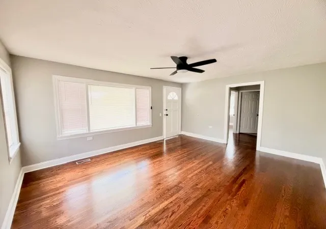 Photo 3 of Single family home for sale at 205 Alabama St, Huntland, TN 37345 | MLS# 3601283 | Listing updated on 2026-09-25