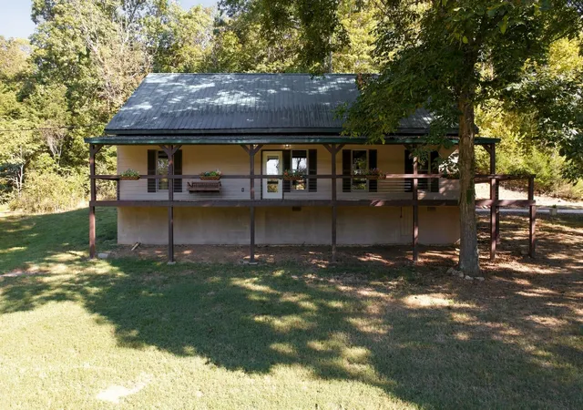 Photo 2 of Single family home for sale at 289 Harris Holw Rd, Pleasant Shade, TN 37145 | MLS# 3602752 | Listing updated on 2026-09-30