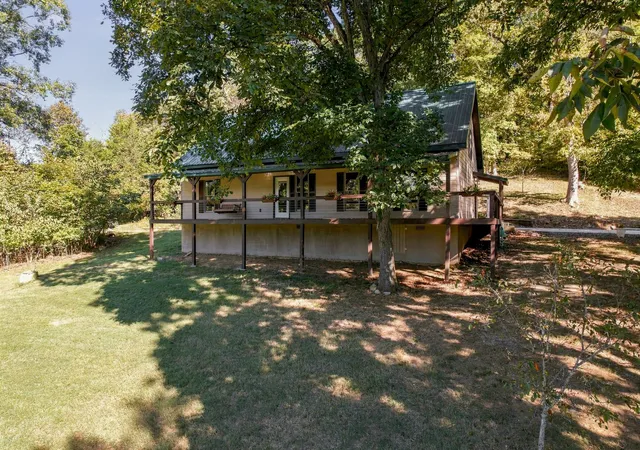 Photo 3 of Single family home for sale at 289 Harris Holw Rd, Pleasant Shade, TN 37145 | MLS# 3602752 | Listing updated on 2026-09-30