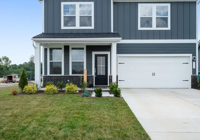 Photo 3 of Single family home for sale at 9016 Hutson Dr, White House, TN 37188 | MLS# 3603265 | Listing updated on 2026-10-04