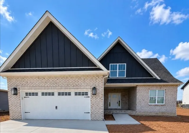 Photo 1 of Single family home for sale at 230 Low Plains Ln, Clarksville, TN 37043 | MLS# 3603878 | Listing updated on 2026-10-26