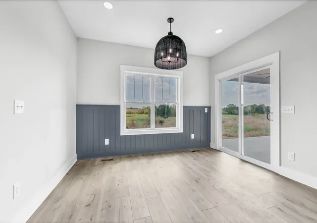 Photo 3 of Single family home for sale at 230 Low Plains Ln, Clarksville, TN 37043 | MLS# 3603878 | Listing updated on 2026-10-26
