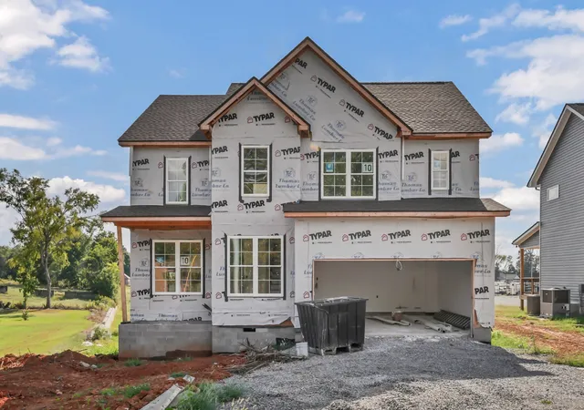 Photo 2 of Single family home for sale at 3166 E Old Ashland City Rd, Clarksville, TN 37043 | MLS# 3603884 | Listing updated on 2026-10-13