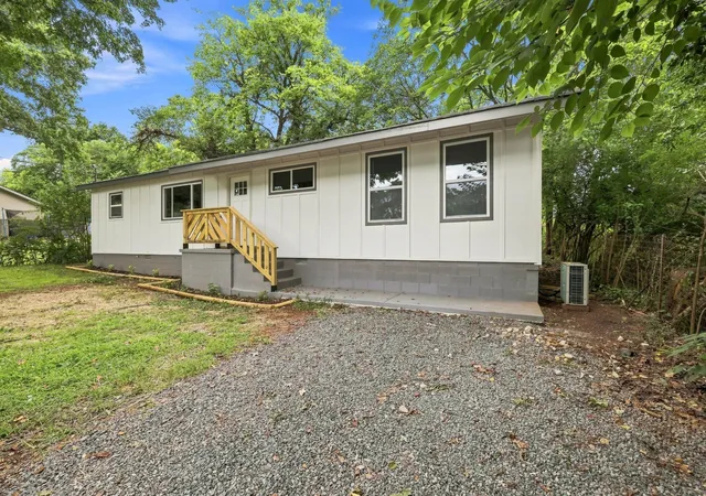 Photo 3 of Single family home for sale at 260 Lang St SE, Cleveland, TN 37311 | MLS# 3601319 | Listing updated on 2026-09-25