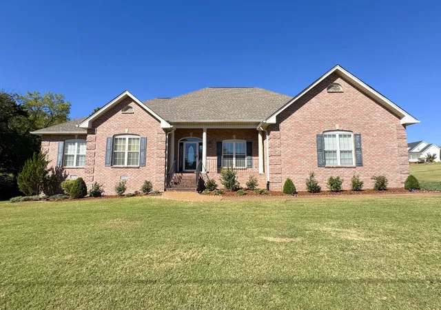 Single family home for sale at 340 Woodlands Dr, Gallatin, TN 37066 | MLS# 3602256