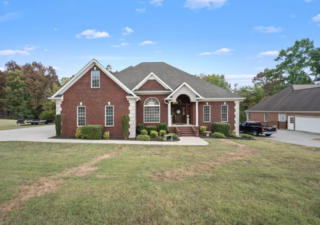 Photo 2 of Single family home for sale at 106 Stonegate Cir, Shelbyville, TN 37160 | MLS# 3601362 | Listing updated on 2026-10-05