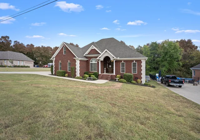 Photo 3 of Single family home for sale at 106 Stonegate Cir, Shelbyville, TN 37160 | MLS# 3601362 | Listing updated on 2026-10-05