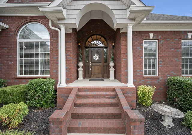 Photo 4 of Single family home for sale at 106 Stonegate Cir, Shelbyville, TN 37160 | MLS# 3601362 | Listing updated on 2026-10-05