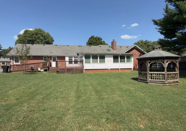 Photo 3 of Single family home for sale at 1807 Haynes Dr, Murfreesboro, TN 37129 | MLS# 3601368 | Listing updated on 2026-09-25