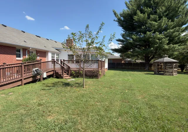 Photo 4 of Single family home for sale at 1807 Haynes Dr, Murfreesboro, TN 37129 | MLS# 3601368 | Listing updated on 2026-09-25