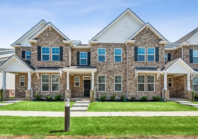 Townhouse for sale at 2900 Suzanne Landon Dr #H2, Murfreesboro, TN 37130 | MLS# 3601377