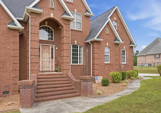 Photo 3 of Single family home for sale at 88 Hunters Landing Dr, Manchester, TN 37355 | MLS# 3602230 | Listing updated on 2026-09-28