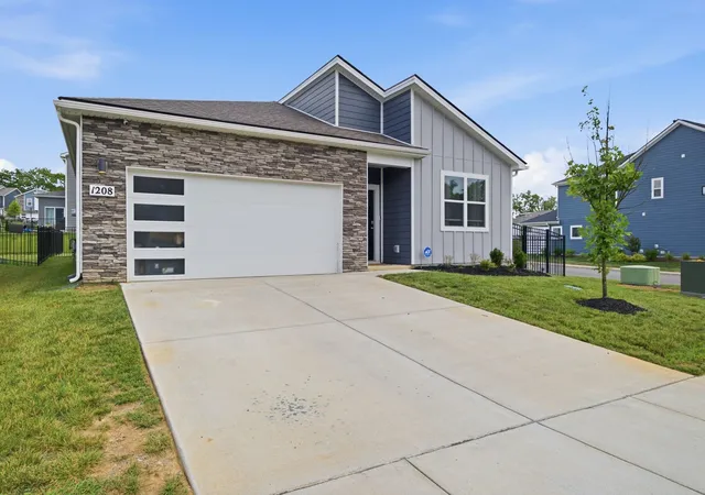 Photo 3 of Single family home for sale at 1208 Linn Cvs Ct, Gallatin, TN 37066 | MLS# 3601405 | Listing updated on 2026-09-25