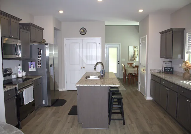 Photo 4 of Single family home for sale at 714 Rex Dr, Spring Hill, TN 37174 | MLS# 3619134 | Listing updated on 2026-10-12