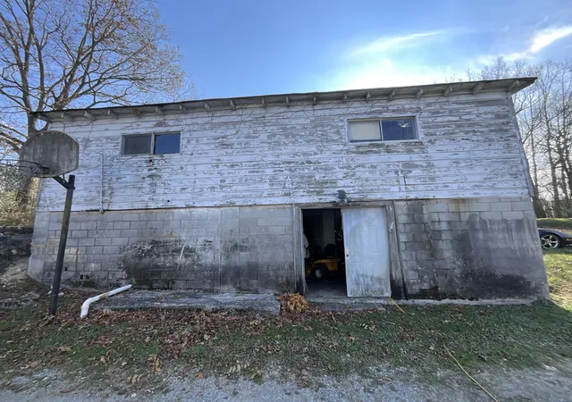 Photo 50 of Single family home for sale at 341 Davenport Rd, La Follette, TN 37766 | MLS# 3601375 | Listing updated on 2026-10-07