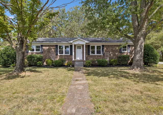 Photo 1 of Single family home for sale at 502 Shadow Dr, Shelbyville, TN 37160 | MLS# 3601427 | Listing updated on 2026-10-05