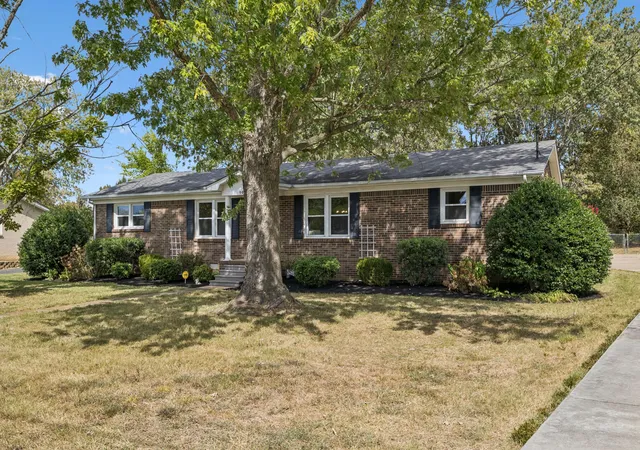 Photo 2 of Single family home for sale at 502 Shadow Dr, Shelbyville, TN 37160 | MLS# 3601427 | Listing updated on 2026-10-05